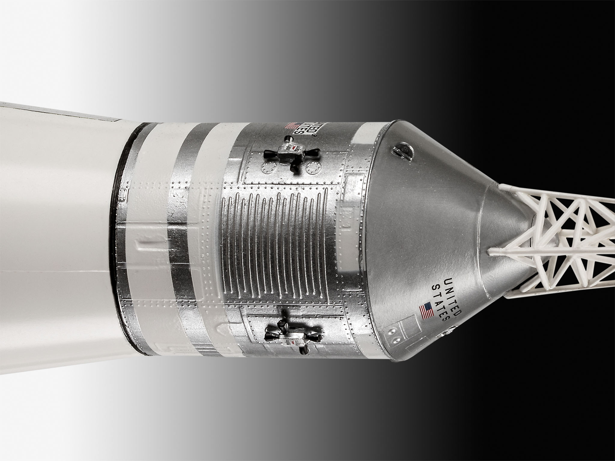 03704_md03_apollo_11_saturn_v_rocket